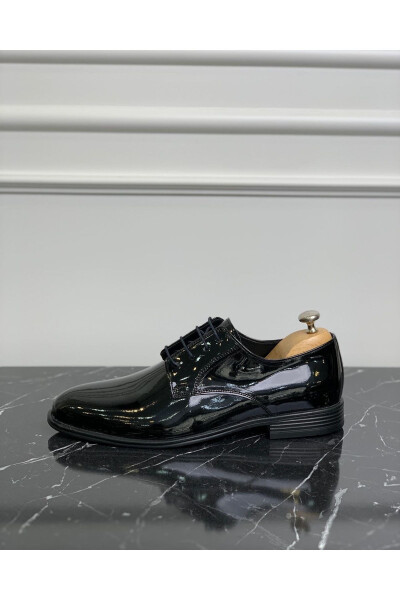 Men's Black Patent Leather Classic Wedding Shoes - Black - 7