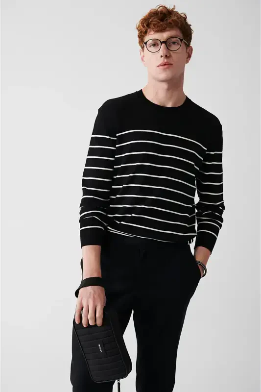 Men's Black Rayon Knit Sweater - AVVA