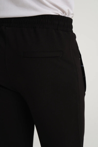 Men's Black Relaxed Fit Straight Leg Embroidery Detail Sweatpants - 3