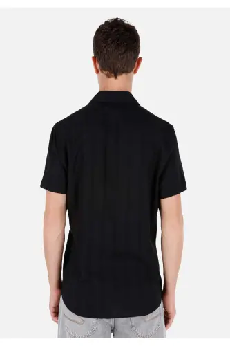 Men's black, short-sleeved, striped, regular fit shirt. - COLIN'S (1)