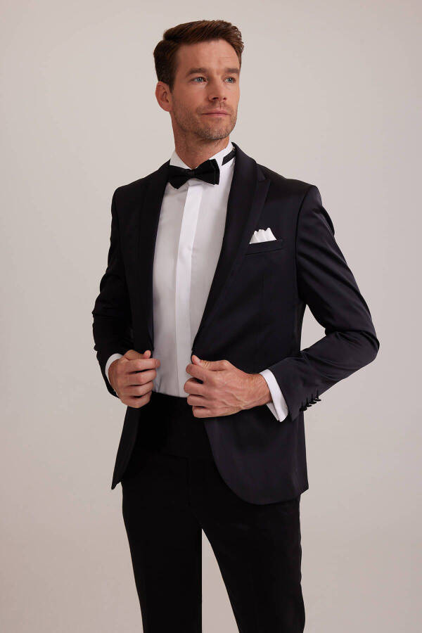 Men's Black Slim Fit Swallow Collar Tuxedo - 11