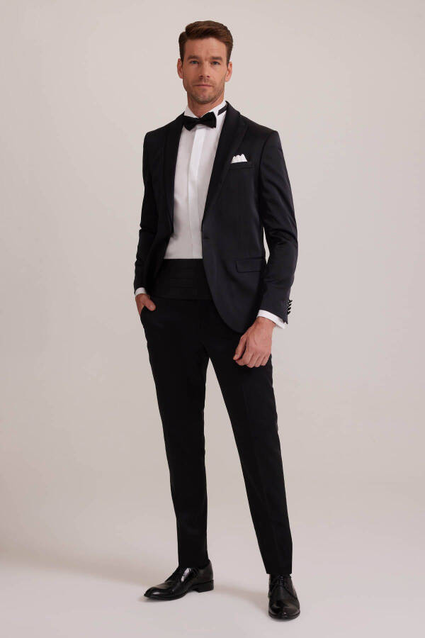 Men's Black Slim Fit Swallow Collar Tuxedo - 1