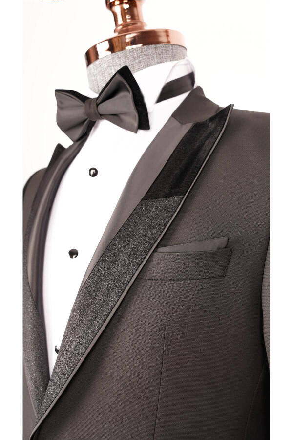 Men's Black Tuxedo Suit with Swallowtail Collar - 4