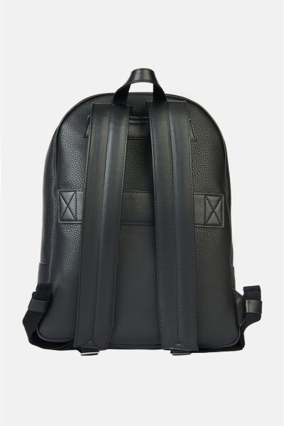 Men's Black Zippered Backpack - 10