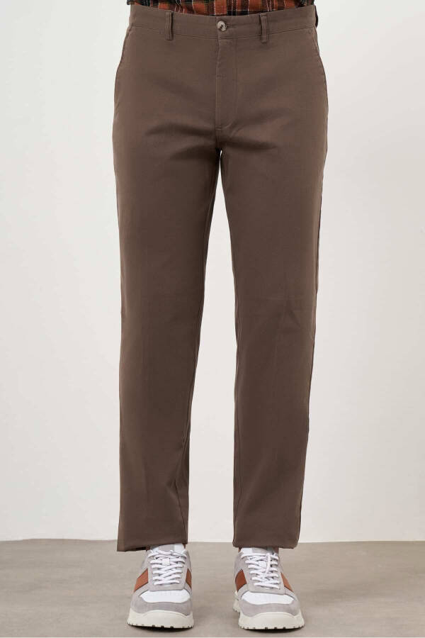 Men's Brown Cotton Side Pocket Dynamic Fit Chino Pants - 21