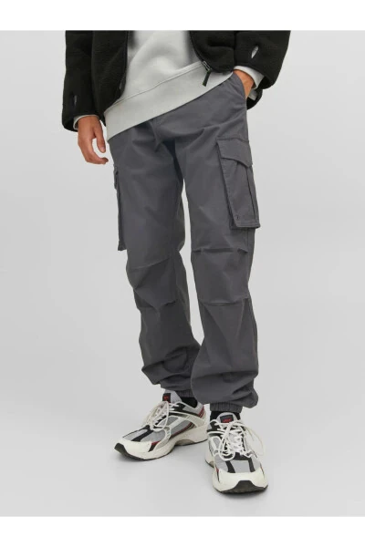 Men's Cargo Pants - 3