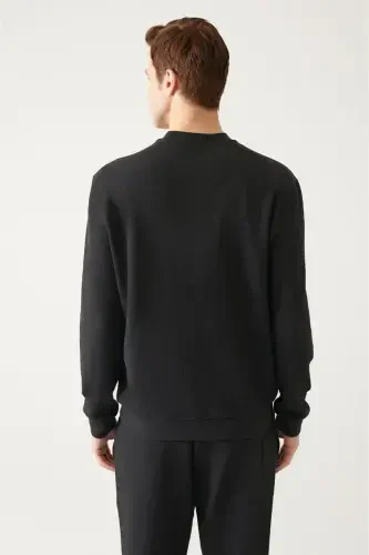 Men's Charcoal Crewneck Jacquard Sweatshirt - 4