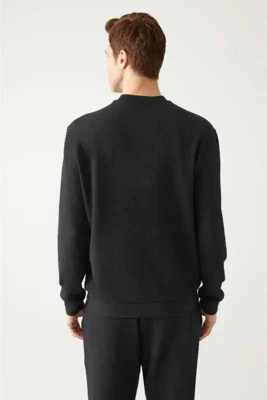 Men's Charcoal Crewneck Jacquard Sweatshirt - 4