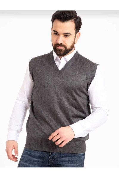 Men's checkered V-neck thin knit sweater 