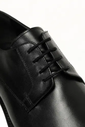 Men's Classic Shoes - 6