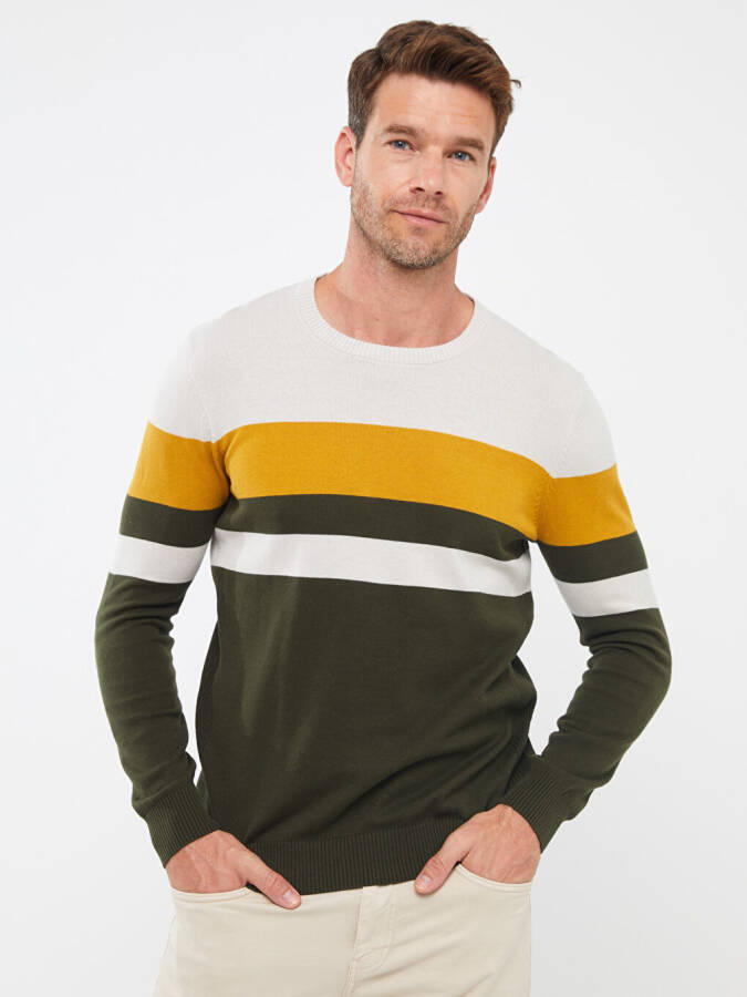 Men's Color Block Long Sleeve Crew Neck Knit Sweater - 16