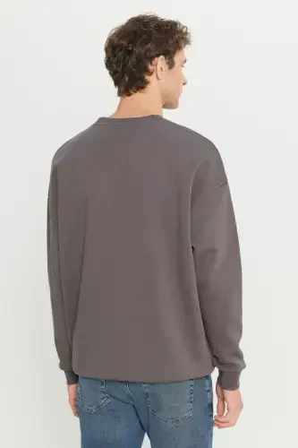 Men's Dark Grey Oversize Fit Loose Cut Cotton Fleece Lined 3 Thread Crew Neck Sweatshirt-Dark Grey - 5