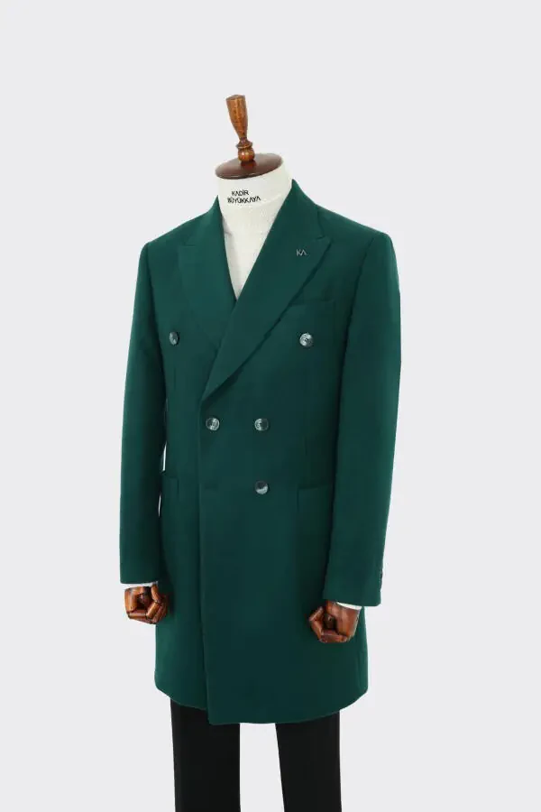 Men's double-breasted coat with wide lapels, modern cut. - 2