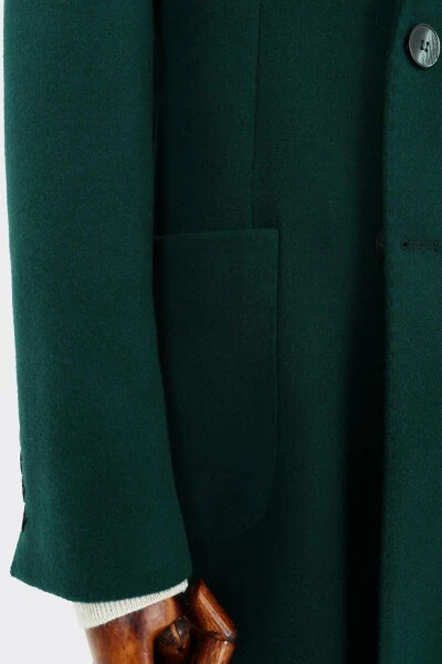 Men's double-breasted coat with wide lapels, modern cut. - 5