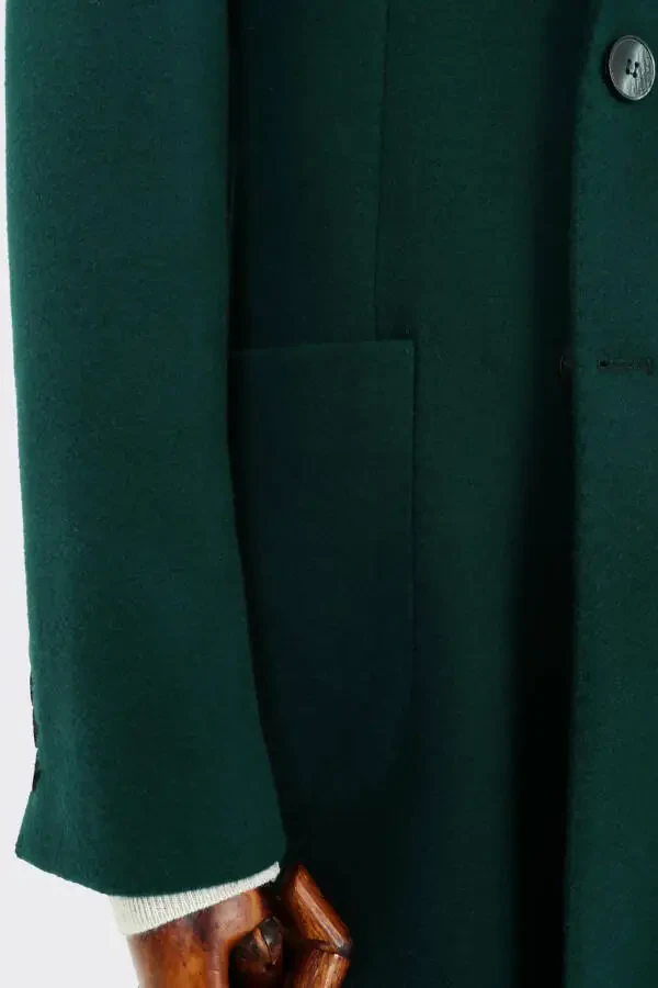 Men's double-breasted coat with wide lapels, modern cut. - 5