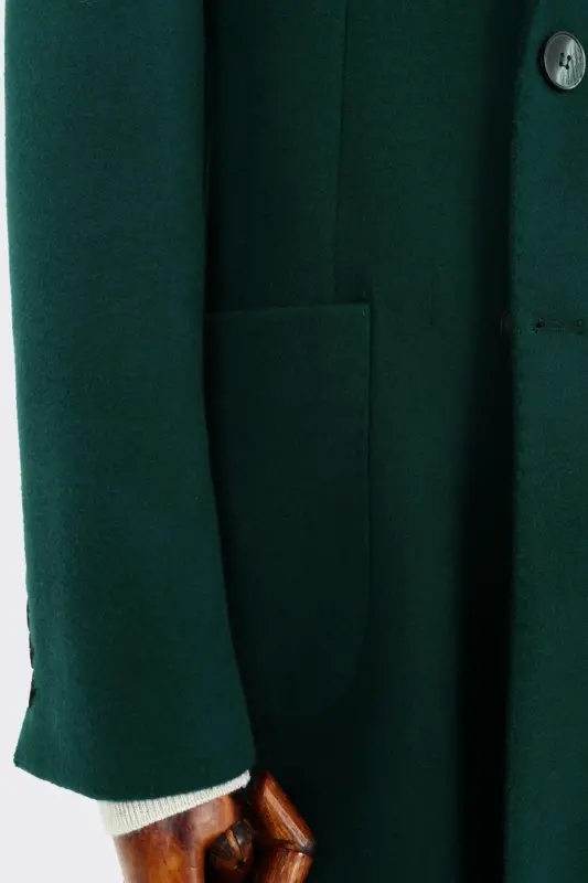 Men's double-breasted coat with wide lapels, modern cut. - 5