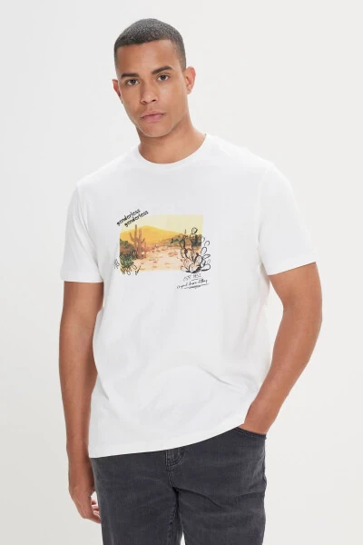 Men's Ecru Comfort Fit Relaxed Fit 100% Cotton Soft Touch Flamed Crew Neck T-Shirt - AC&CO / ALTINYILDIZ CLASSICS