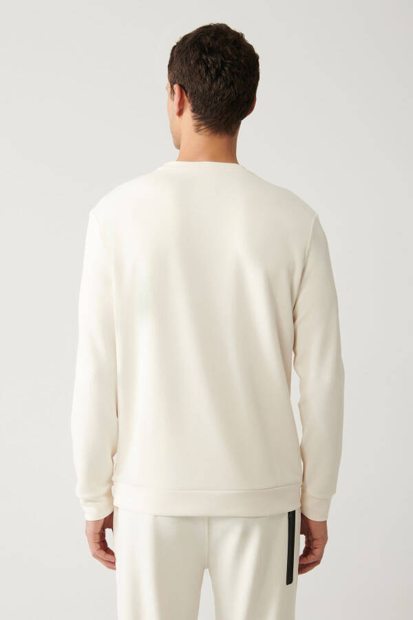 Men's Ecru Crew Neck Sweatshirt - 10