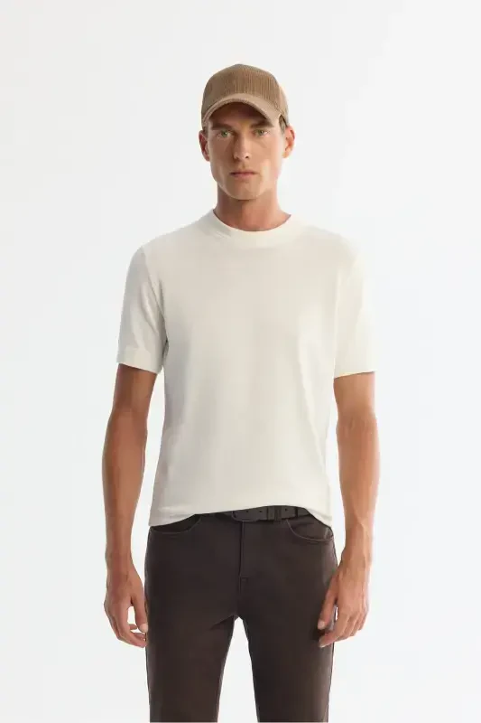 Men's Ecru Half Turtleneck Short Sleeve Knitted T-shirt B005025-Ecru - AVVA