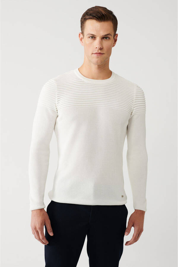 Men's Ecru Knit Sweater - 11