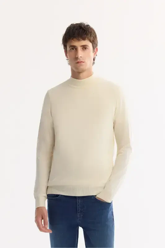 Men's Ecru Knit Sweater - AVVA