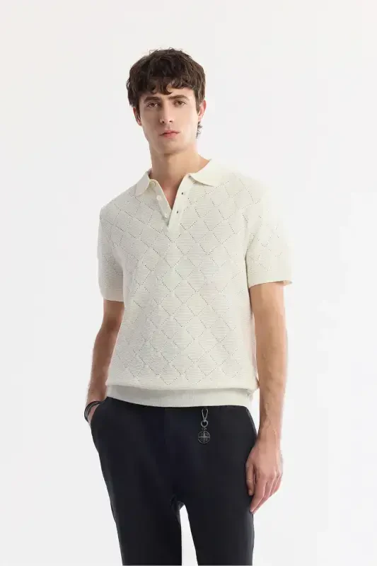 Men's Ecru Polo Neck Jacquard Boucle Yarn Knitted T-shirt A51Y5040-Ecru - 1