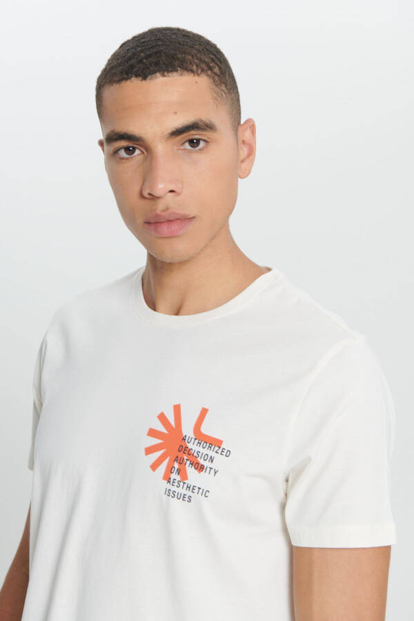 Men's Ecru Standard Fit Regular Cut 100% Cotton Soft Touch Printed Crew Neck T-shirt - 4