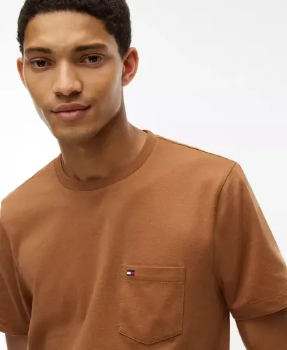 Men's Essential Solid Pocket T-Shirt - TIMELESS TAWNY - TOMMY HILFIGER (1)