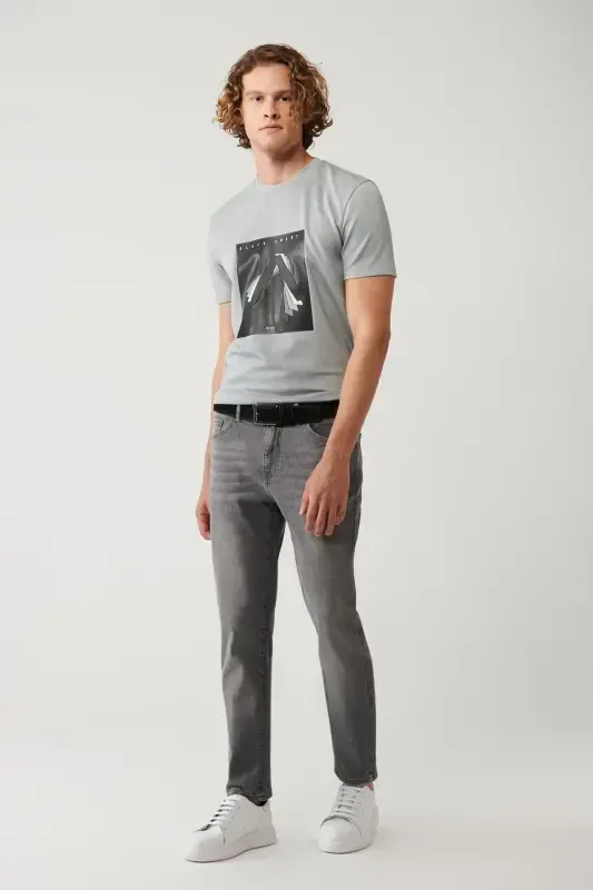 Men's Gray Distressed Wash Flexible Jean Pants B003508 - 1