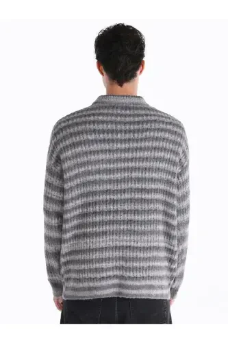 Men's gray striped crew neck knit sweater - 2