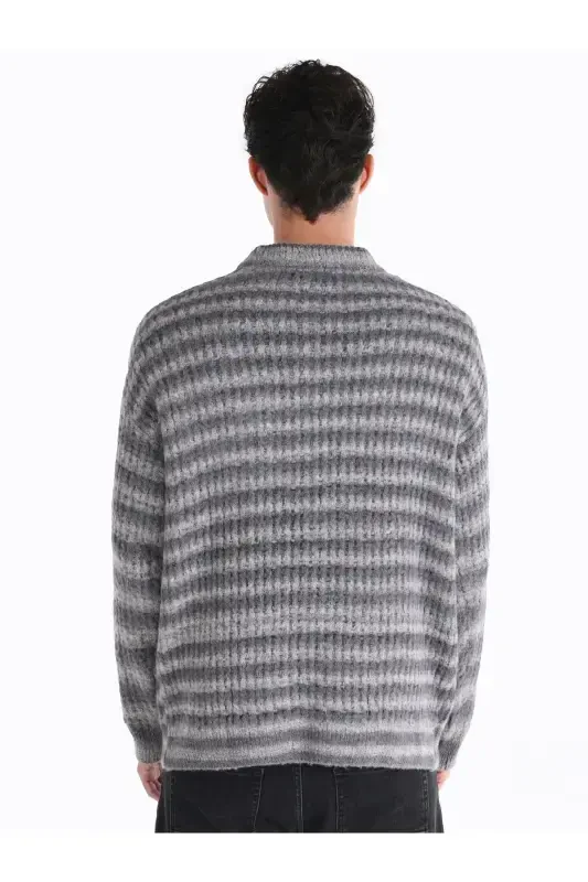 Men's gray striped crew neck knit sweater - 2