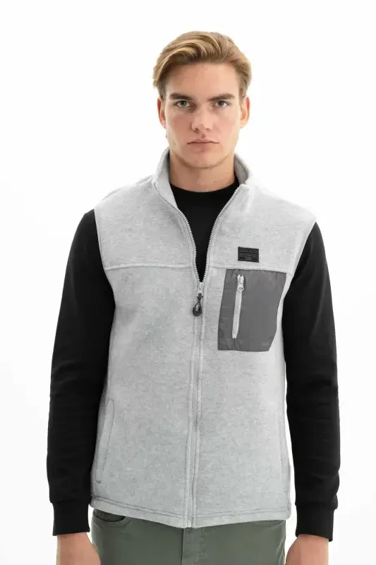 Men's Gray Winter Zipper Pocket Full Zipper Short Sleeve Regular Fit Vest K26424674201-Gray - 7