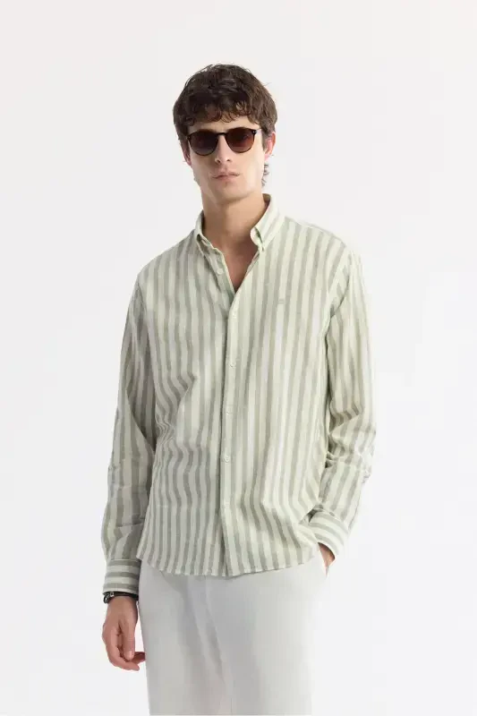 Men's Green 100% Cotton Button-Down Collar Linen Textured S - 1