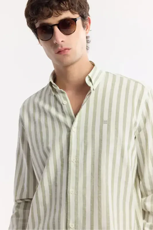 Men's Green 100% Cotton Button-Down Collar Linen Textured S - 2