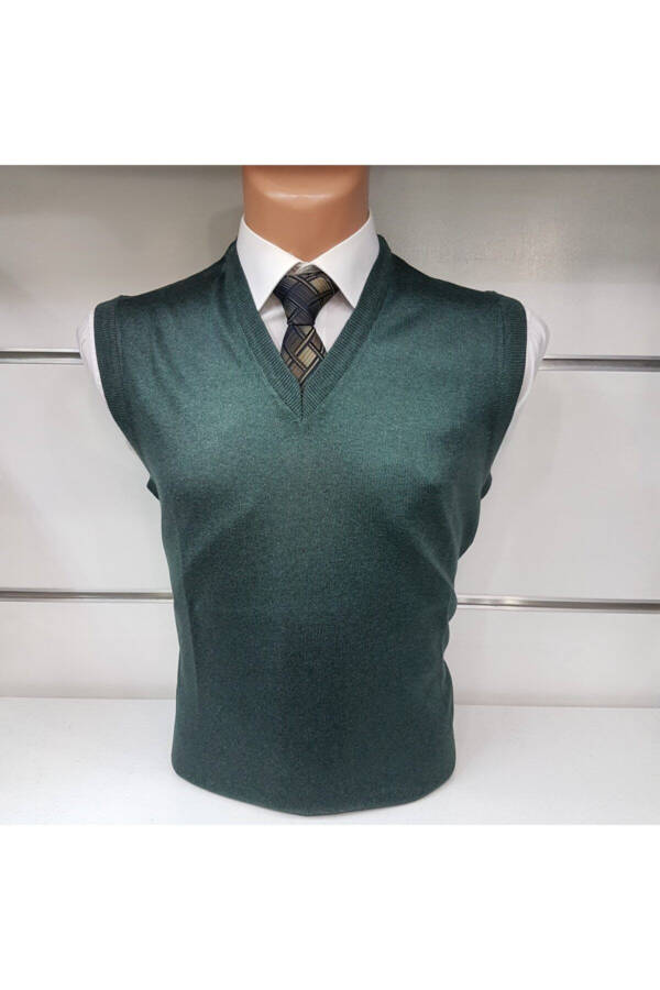 Men's Green V-Neck Sweater - 2