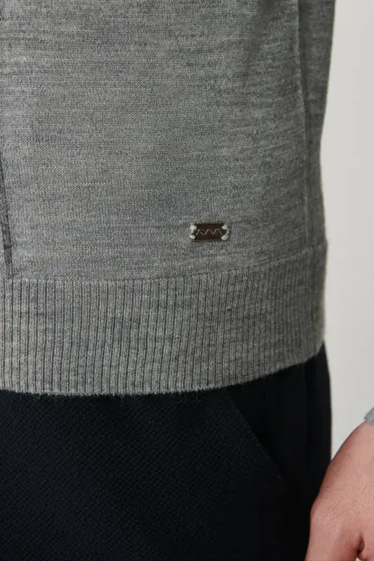 Men's Grey Knit Sweater - 3