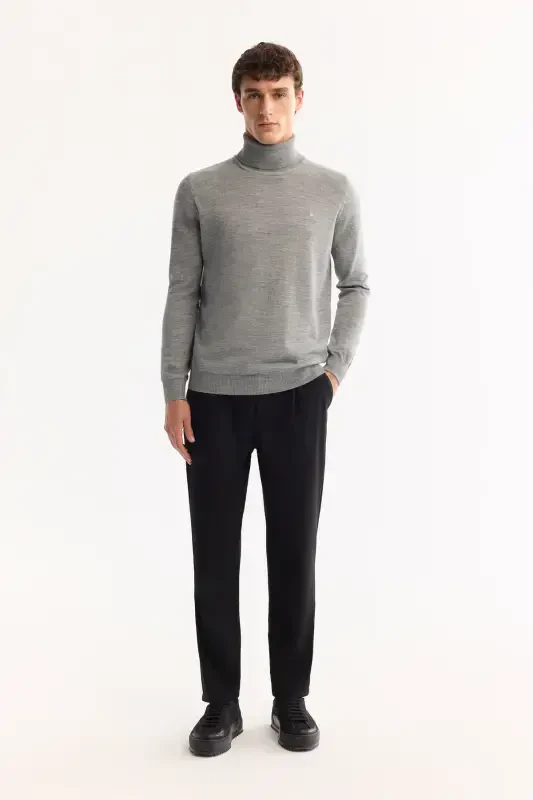 Men's Grey Knit Sweater - 5