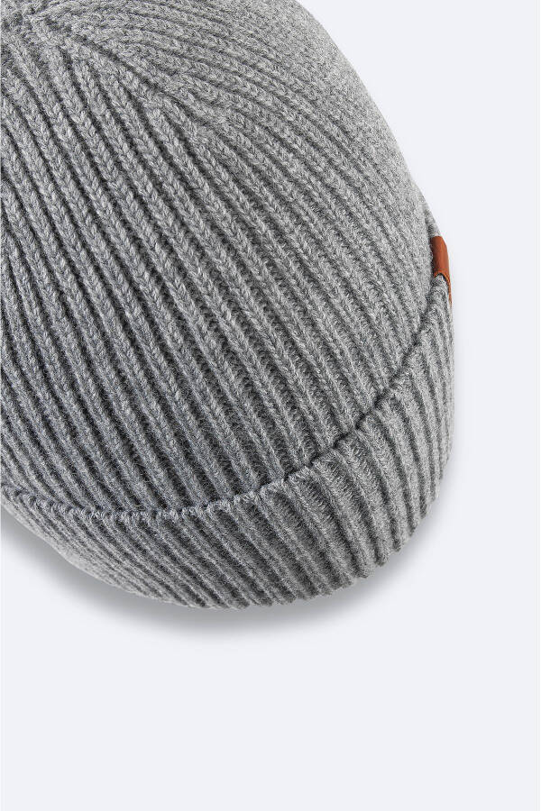 Men's Grey Logo Ribbed Beanie B009200 - 6