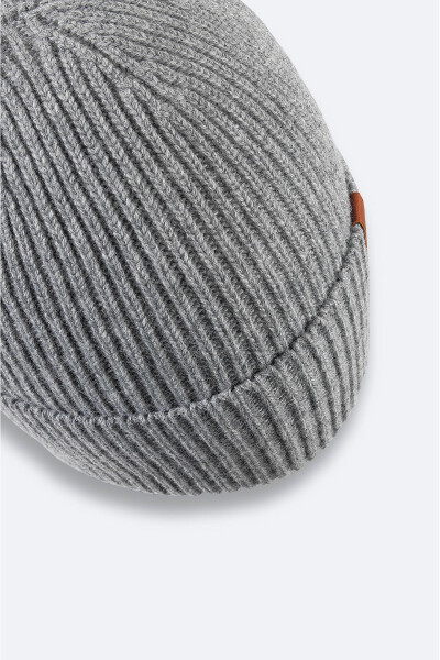 Men's Grey Logo Ribbed Beanie B009200 - 3