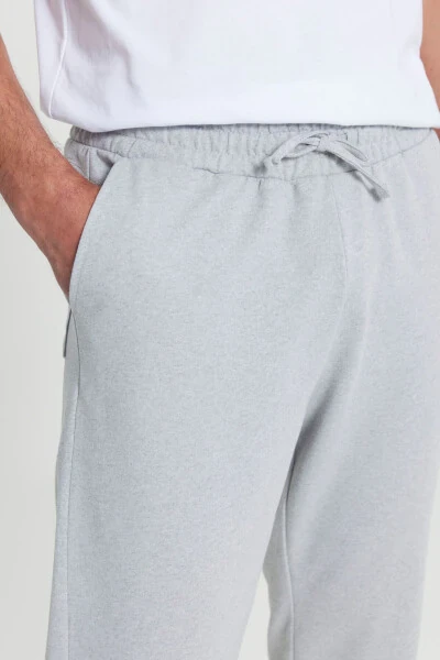 Men's Grey Melange Standard Fit Regular Cut 2-Thread Pocket Comfortable Recycle Cotton Jogger Sweatpants - 4