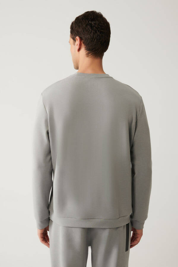 Men's Grey Printed Sweatshirt - 10