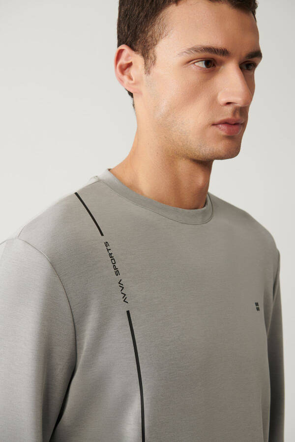 Men's Grey Printed Sweatshirt - 11