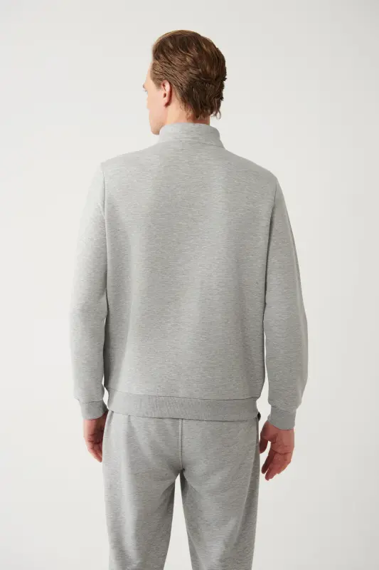 Men's Grey Stand-up Collar Zippered 3 Thread Brushed Sweatshirt E001020-Grey - 4