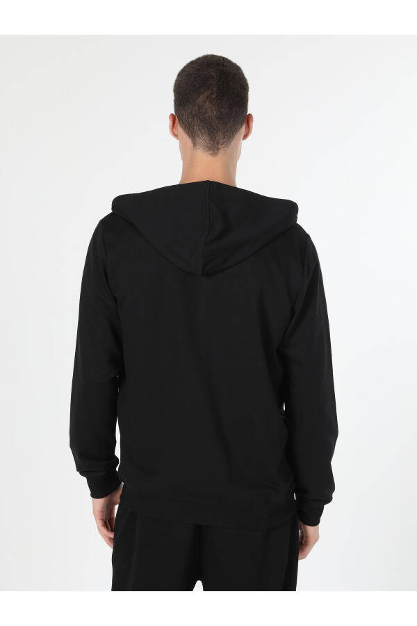 Men's hooded black sweatshirt, regular fit. Cl1002717 - 2