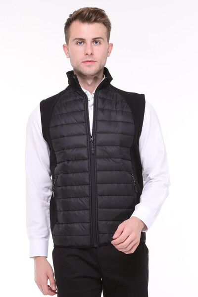Men's Inflatable Vest Water and Windproof Ray Pattern Black 