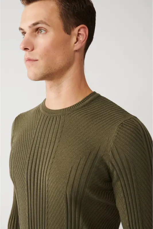 Men's Khaki Crew Neck Patterned Knit Sweater A32y5 - 2