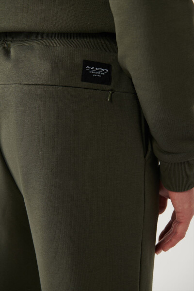 Men's Khaki Jogger Sweatpants - 14