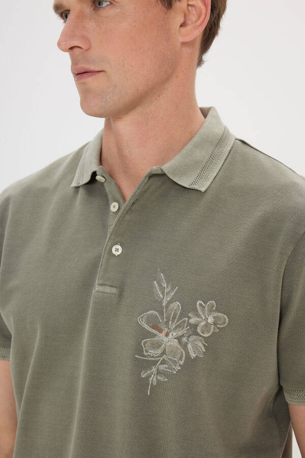 Men's Khaki Slim Fit 100% Cotton Printed Polo Shirt - 4