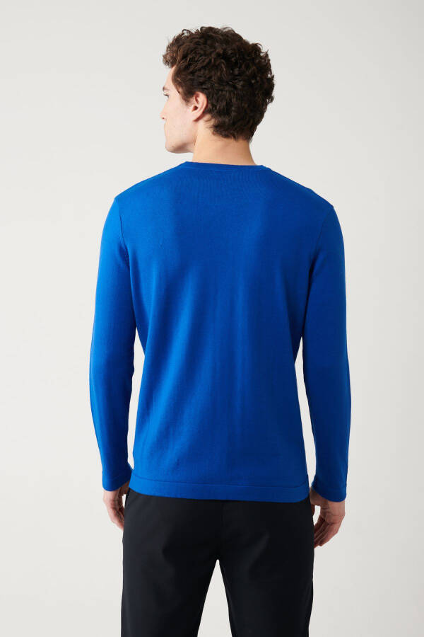 Men's Knit Sweater - 10