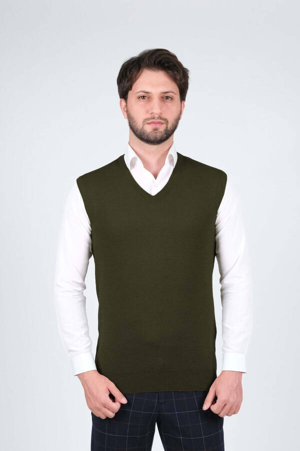 Men's Knit Sweater V Neck Khaki Color Elastic Waist Winter Woven Regular Fit - 1